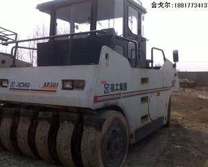 二手膠輪徐工XP301