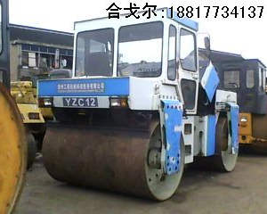 雙鋼輪洛陽一拖YZC12壓路機